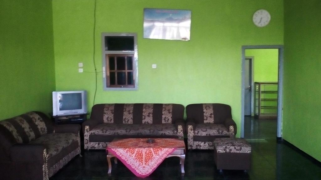 Sedulur Homestay Бромо Экстерьер фото